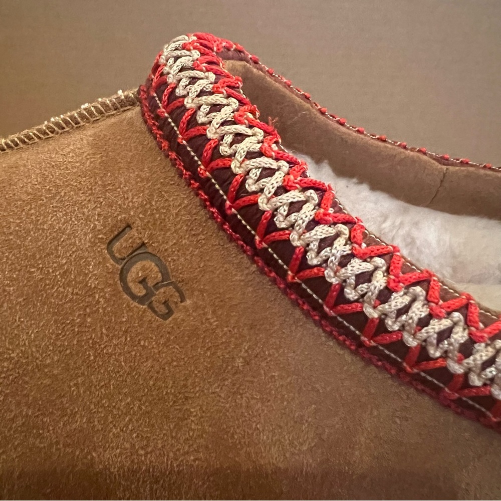 NWT UGG Tazz Slippers Chestnut Size Big Kids Y5/Women’s 7 - Picture 8 of 16